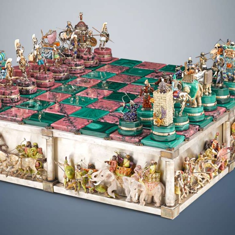 Elaborate chess set depicts the famous Battle of Issus